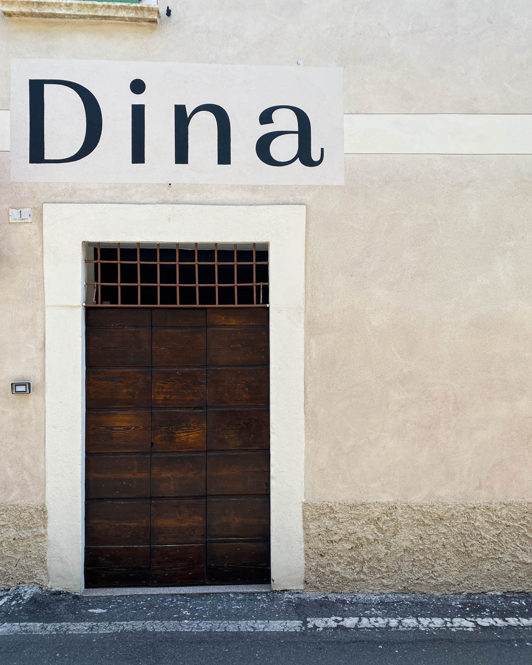 Dina
